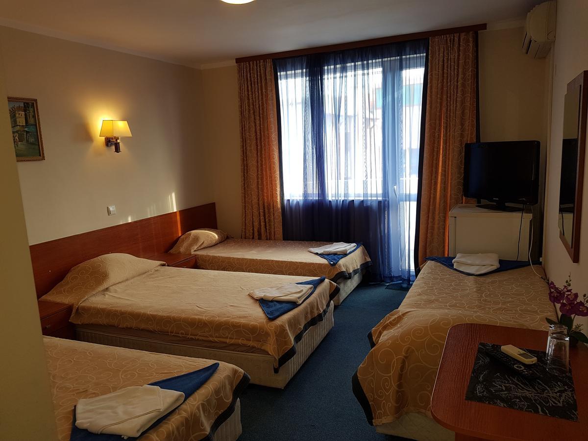 Guest House Markovi Ravda Ngoại thất bức ảnh