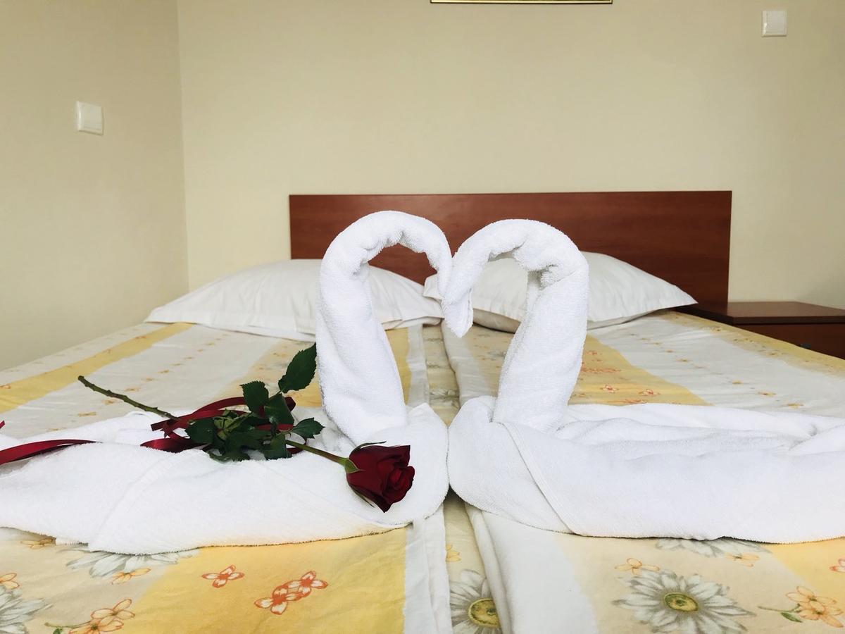Guest House Markovi Ravda Ngoại thất bức ảnh