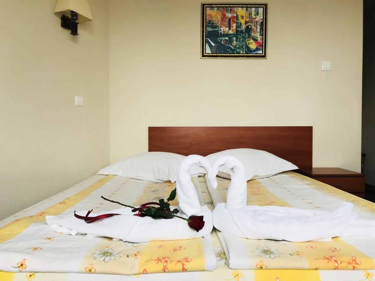 Guest House Markovi Ravda Ngoại thất bức ảnh